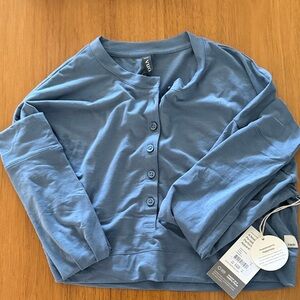 Vuori Avalon Henley in Cloud Blue